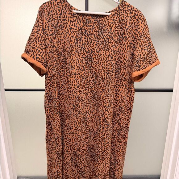 Daily Ritual Dresses & Skirts - Daily Ritual Leopard Print T-Shirt Dress Brown Size XL Relaxed Fit Casual Boho